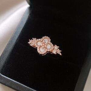 Jared 14K GOLD PLATED DIAMOND SMALL NELLY CLOVER RING